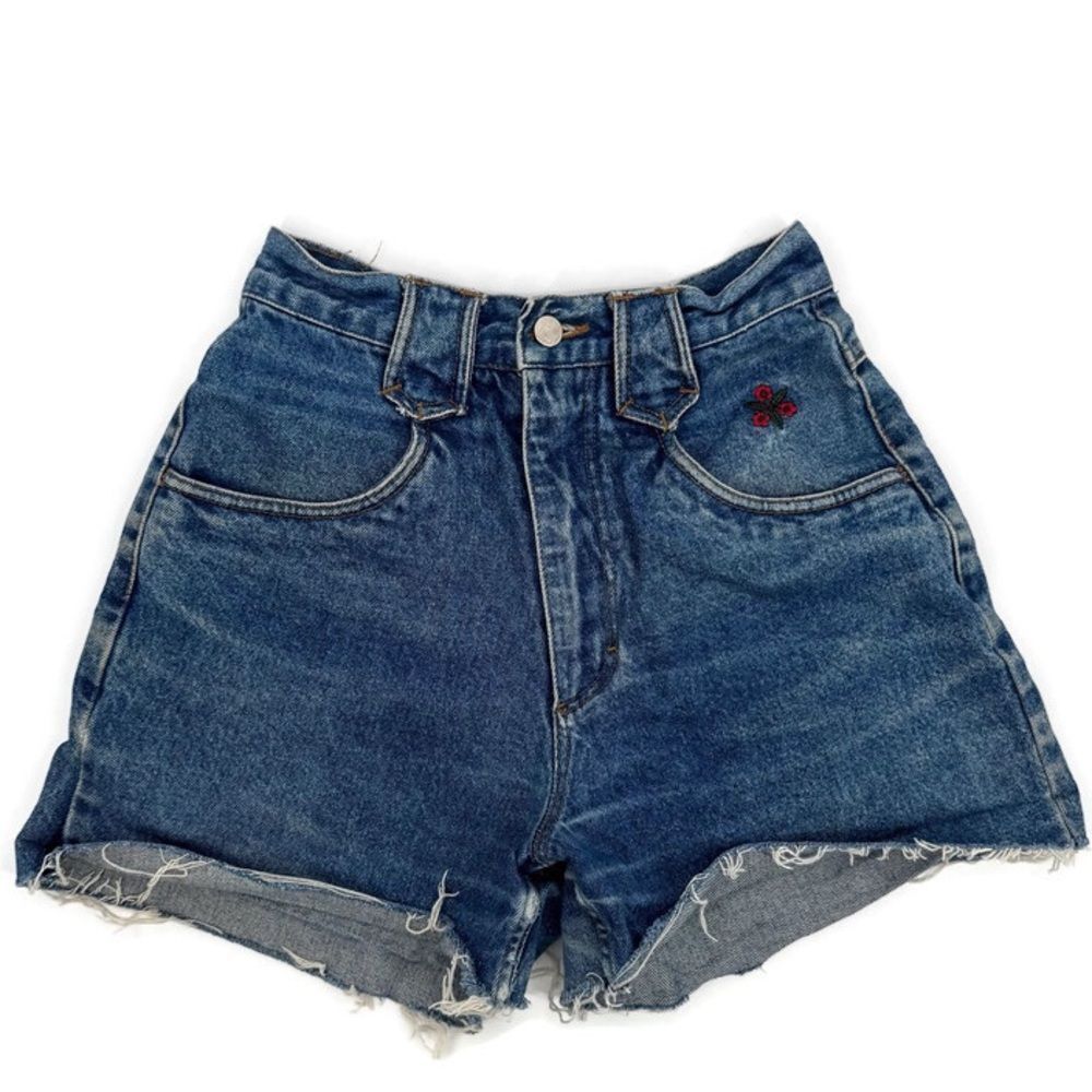 Vintage Cimarron Jean‎ Shorts with Embroidered Flowers Sz 30 (measures 26”)